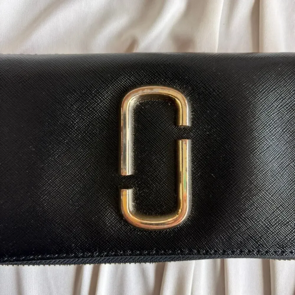 Marc Jacobs Snapshot Continental Wallet - Black Saffiano Leather, Coral Pink